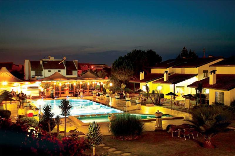 Villasaray Hotel & Villa Çeşme Exterior foto